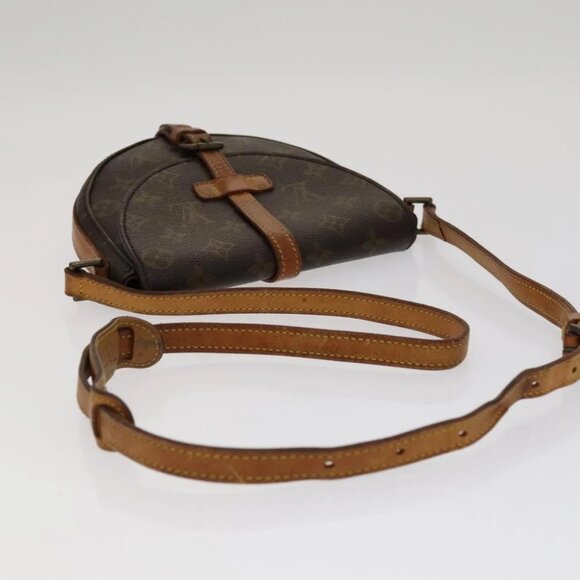 LOUIS VUITTON Monogram Chantilly PM Shoulder Bag - Picture 4 of 16